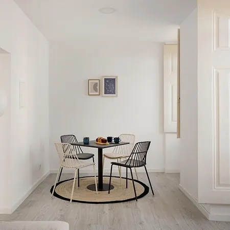 Atelier Beato - Creative Living Apartment *